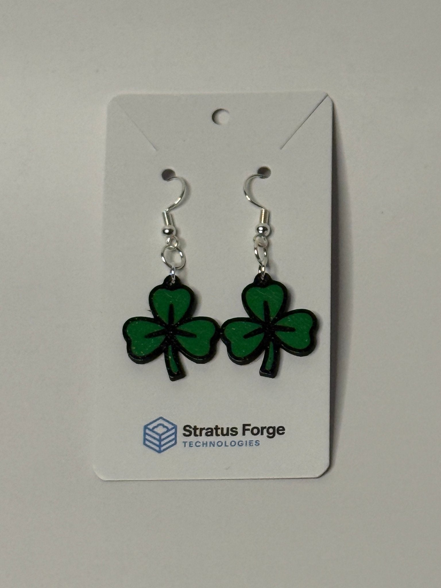 Leaf Clover Dangle Earrings – Lucky Green - Stratus Forge Technologies