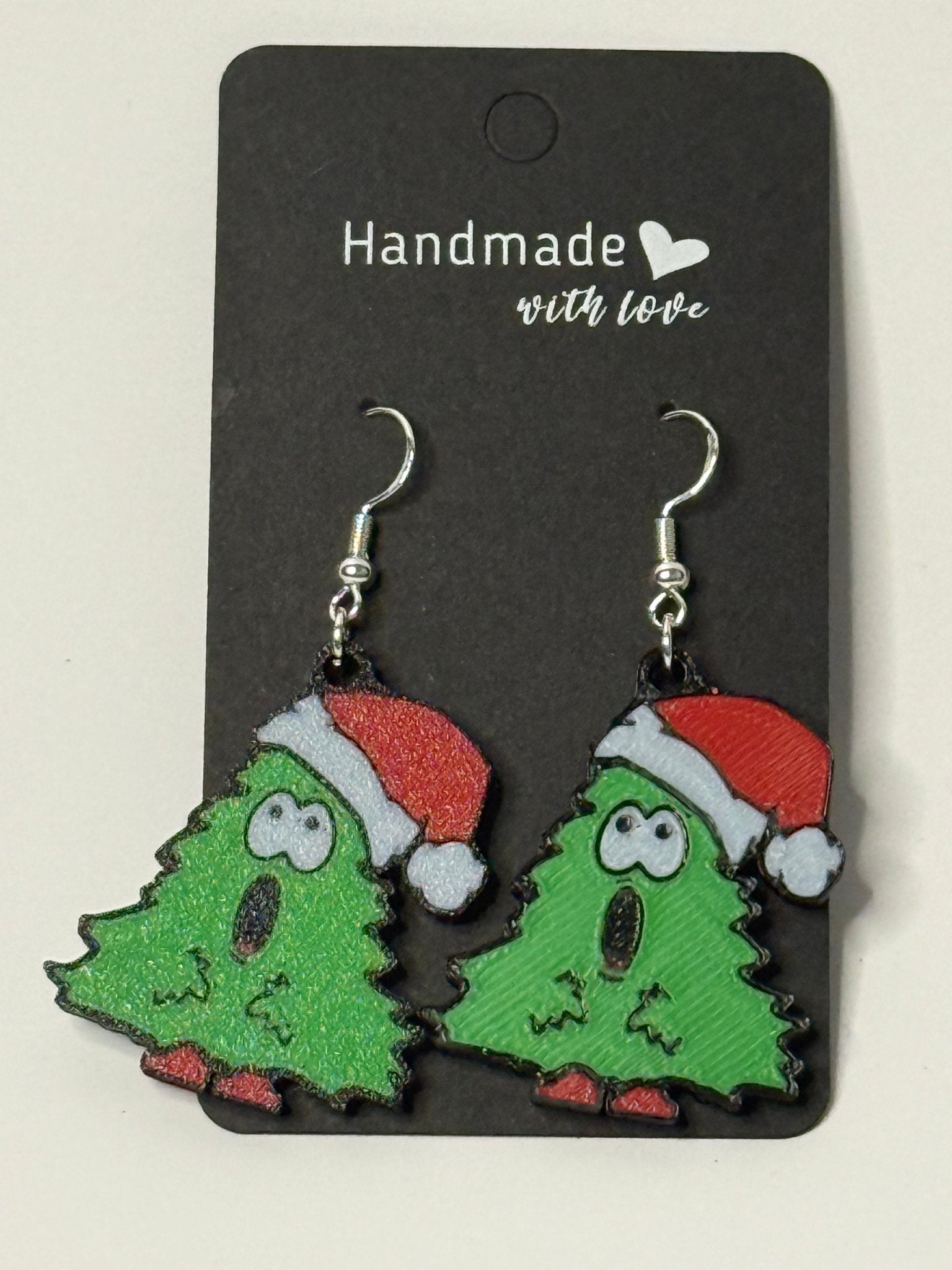 🎄😲 Surprised Christmas Tree Earrings - Stratus Forge Technologies